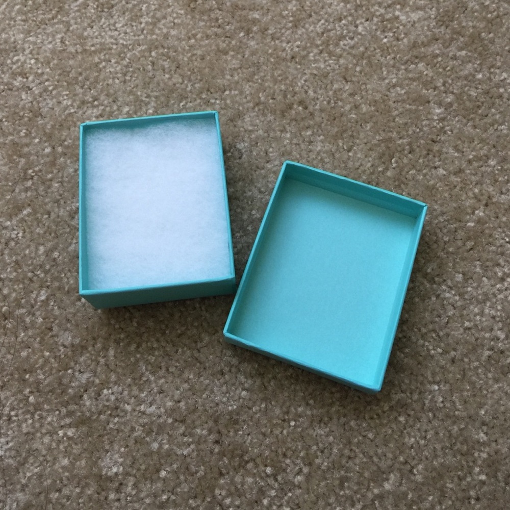 Tiffany necklace box